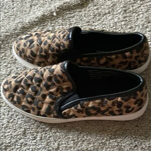 Time and Tru Brown and Black Sneakers Slip-On Comfort memory foam inserts